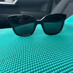 Illesteva Black Sunglasses